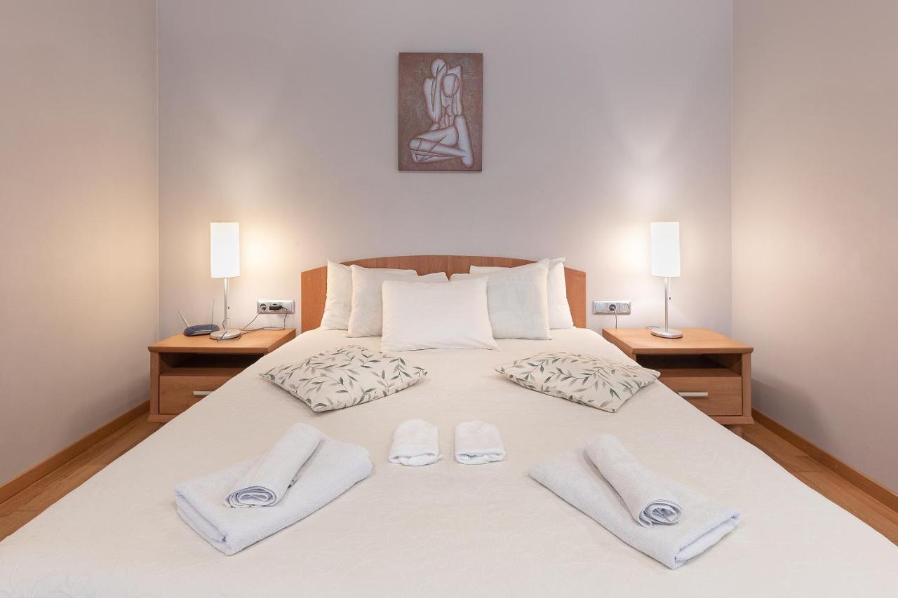 Room In Bb - Valensija - Suite For Two In Nice Hotel Jūrkalne Exterior foto